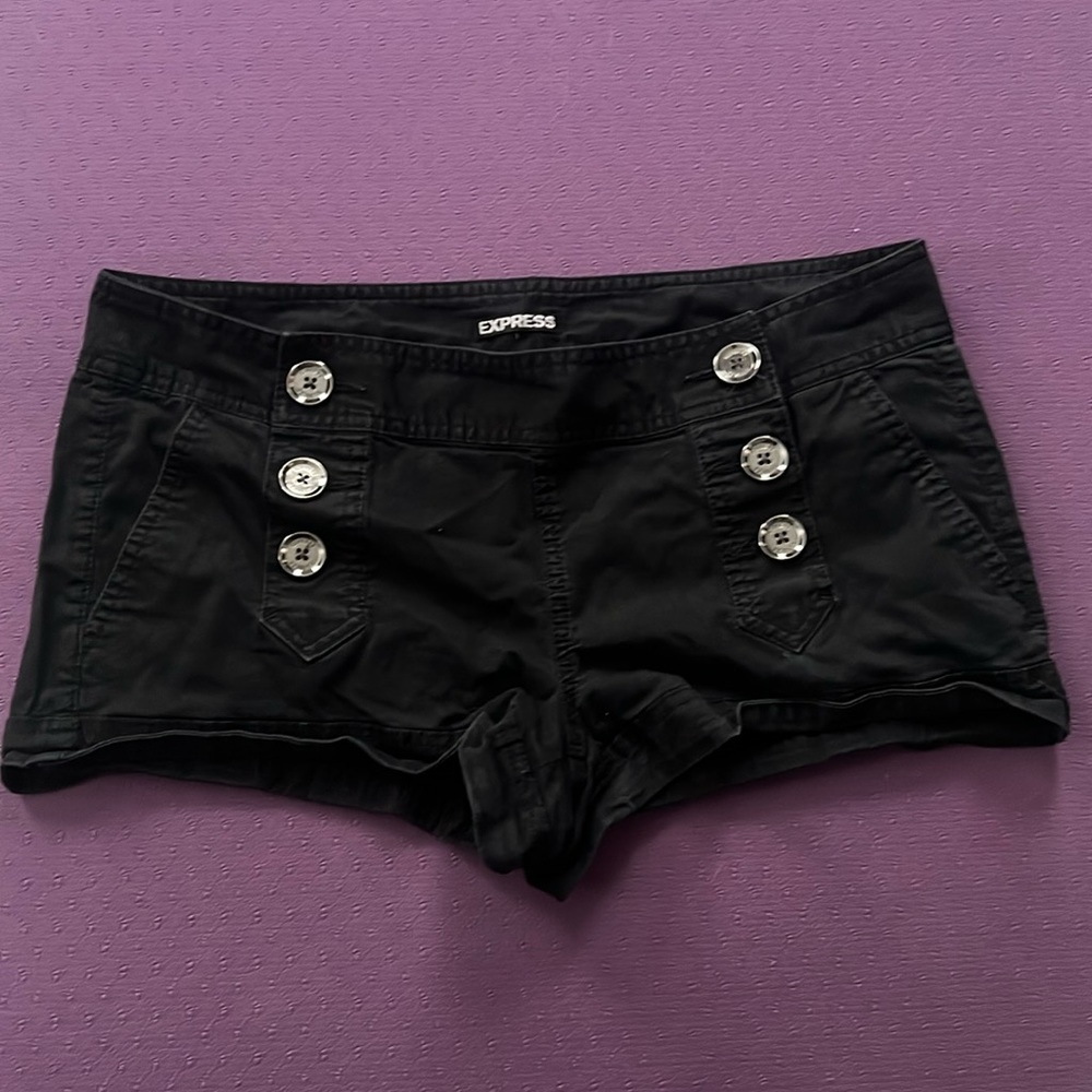 Express Shorts - Black - Size 10